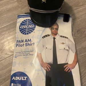 Adult pilot costume with hat